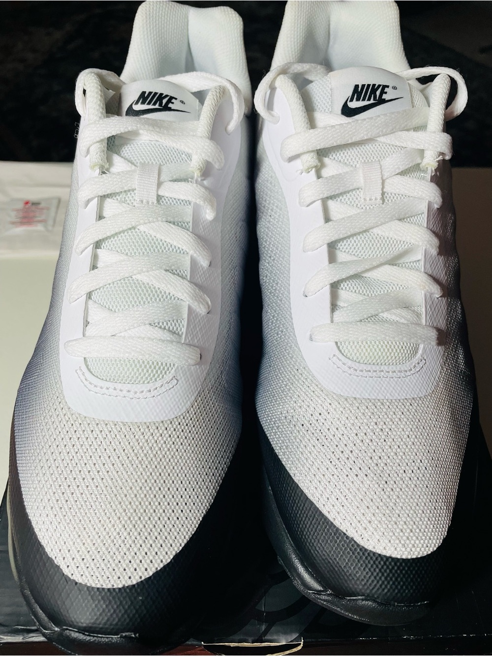 Nike Men's Air Max Invigor Shoes White/Black 14M - Picture 5 of 13